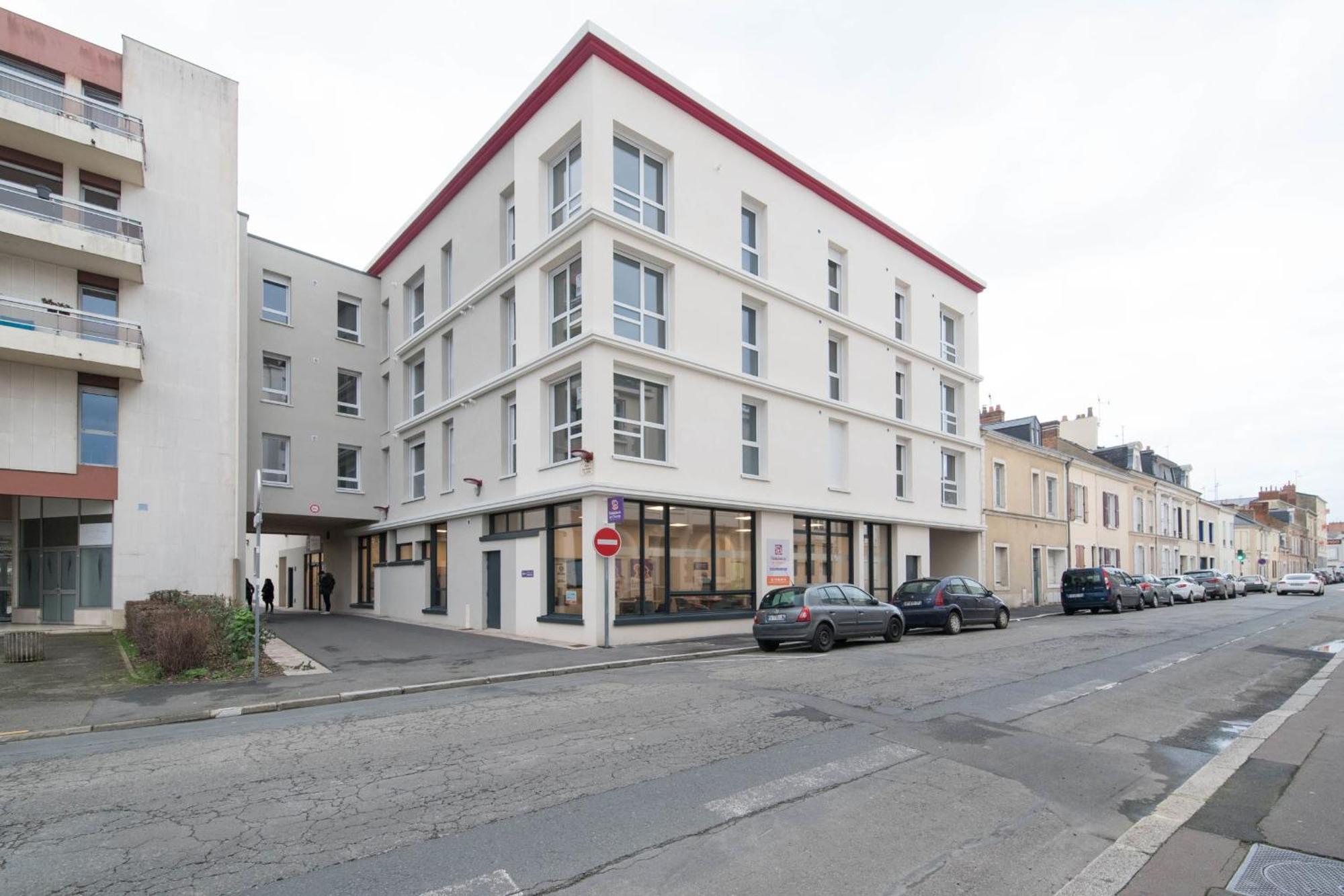 Camille - Studio Wifi Et Gare Le Mans Exterior foto